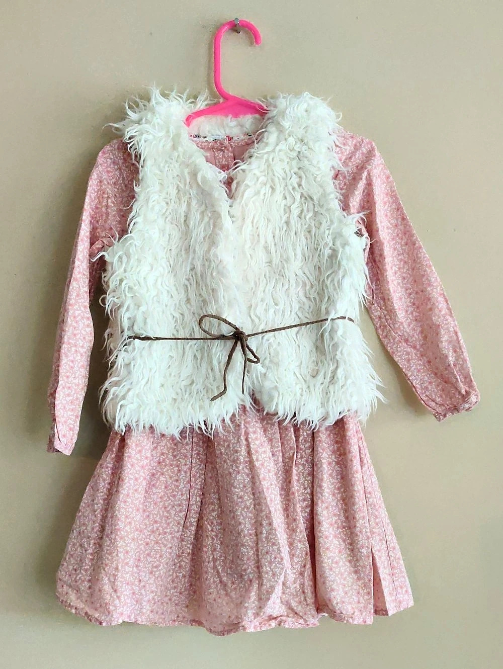 Cherokee Girls Floral Dress & Carter's Faux Fur Vest Size 3T